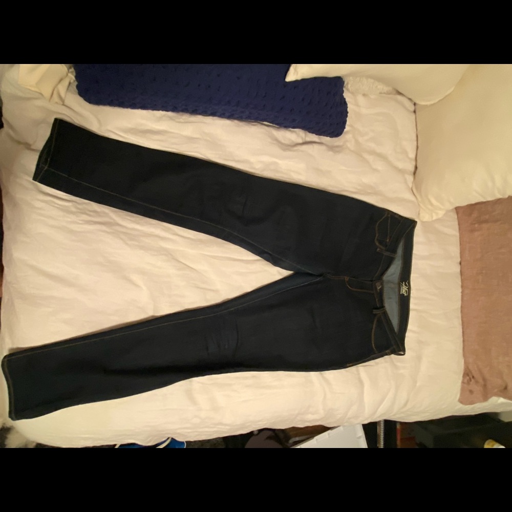 OLD NAVY SKINNY JEAN